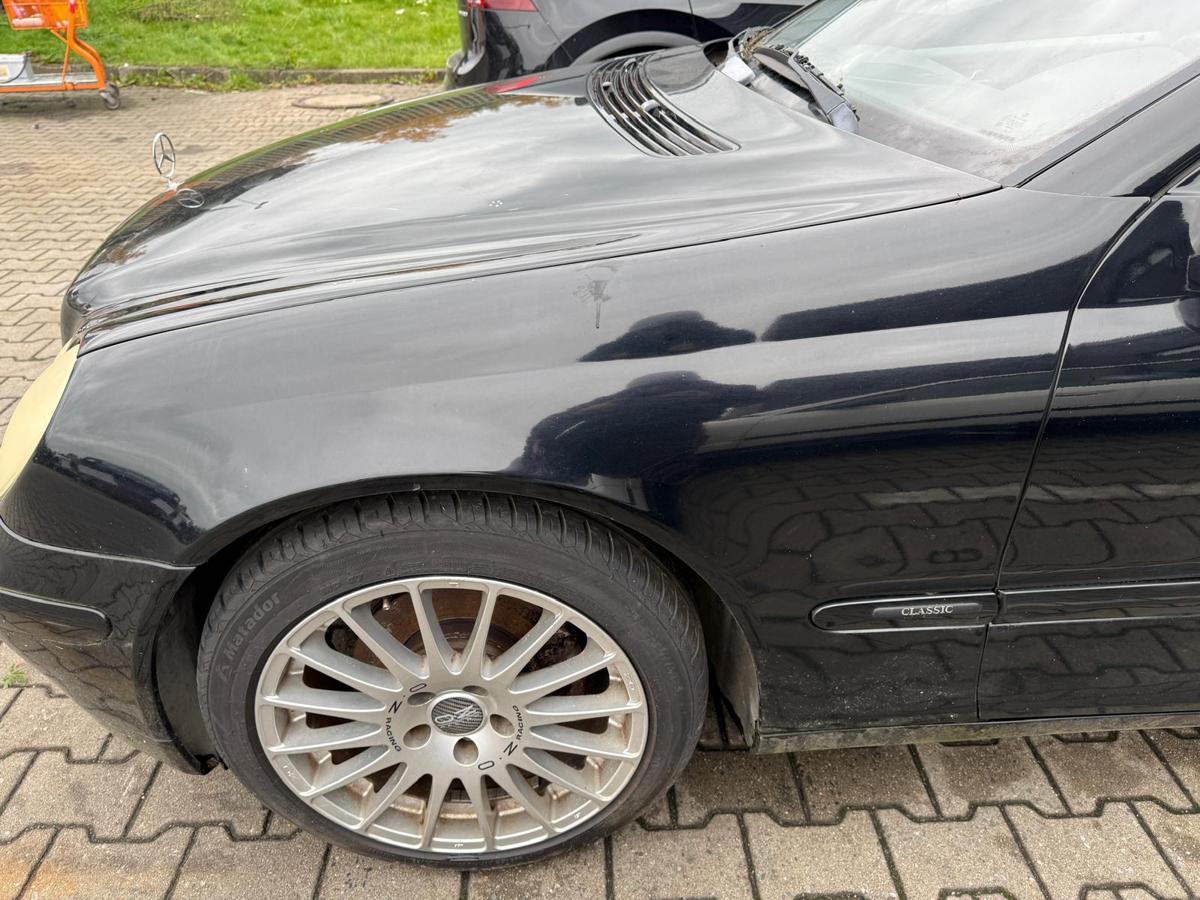 Mercedes C Klasse W203 original Kotflügel links 040 schwarz BJ04